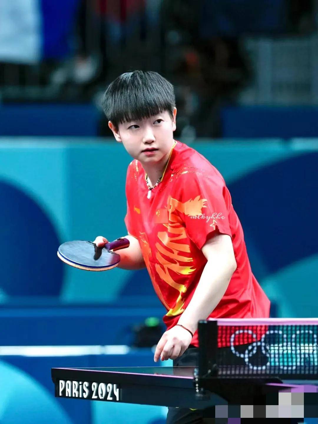 不容小觑的 不容小觑的