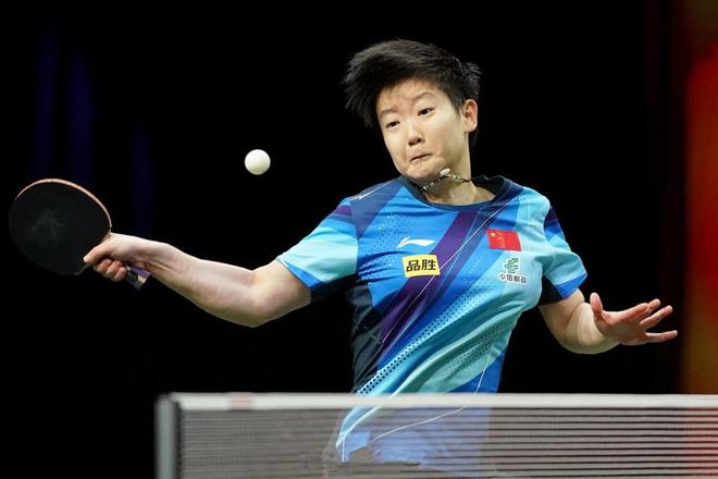 而对于滑雪 而对于滑雪