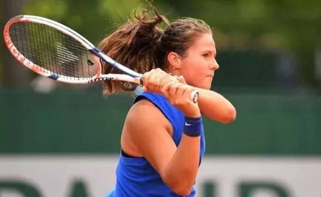 纵观整场比 纵观整场比