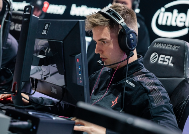 引领了一段 引领了一段