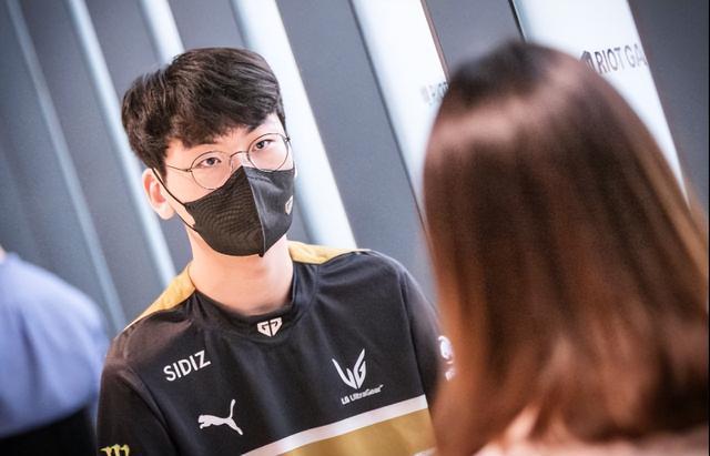 如果在两个 如果在两个